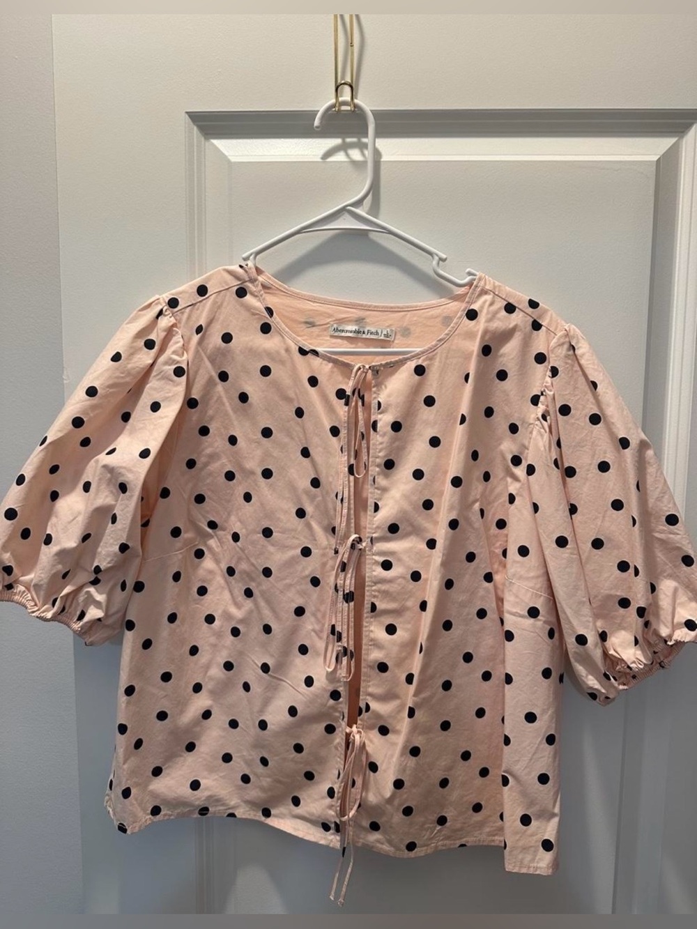 Abercrombie & Fitch Light Pink Polka Dot Tie-Front Puff Sleeve Top